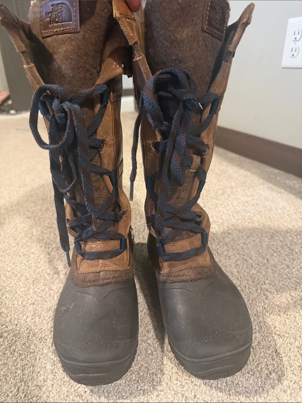 The North Face Women’s Brown Suede & Black Rubber Lace-Up Snow Boots